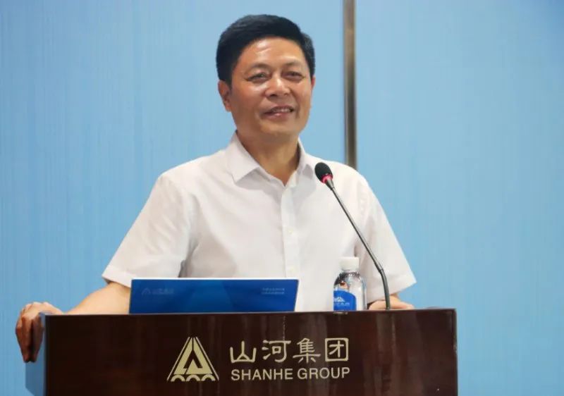 楚商联合会授予湖北楚德律所被「常务理事单位」荣誉称号 (图2)
