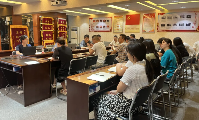 走进武汉市汉南区勘察测量队,筑起合同合规坚固防线(图1) 1-240P2094513119.png