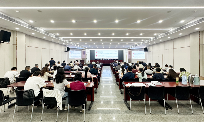 走进省公路事业发展中心,合同风险防范专题讲座成功举办(图2) 1-260313110233642.png