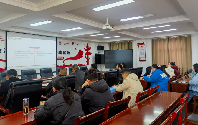 走进大冶市金牛镇政府 专题法律讲座筑牢合同风险“防火墙”(图1) 1-260313120PcI.png