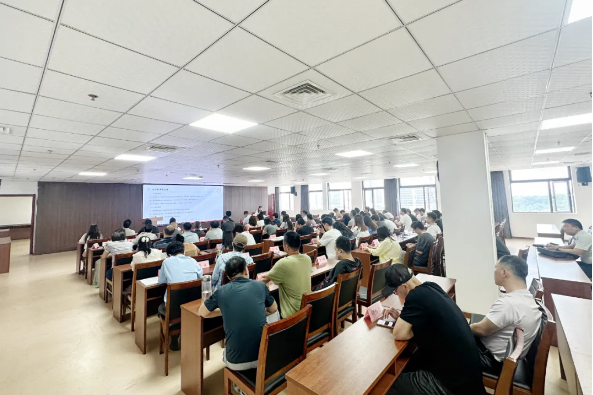 划清法律阈值 筑牢履职三道防线 | 楚德再进省康复辅具技术中心法律讲座成功举办(图4) 1-26052G24HT49.png